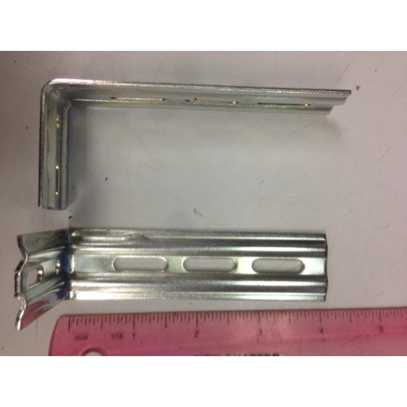 4 L Brackets (25/box)