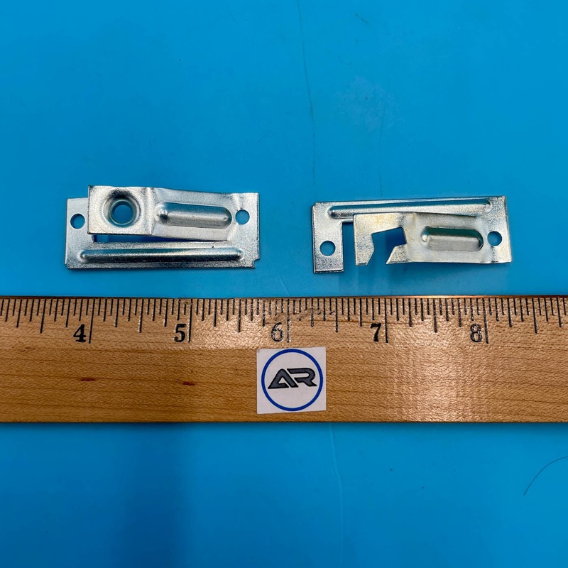 Adjustable Window Shade Brackets # 163 – Zinc Plated