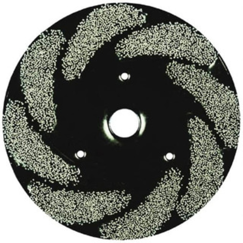 Osborn 6 120 Grit Silicon Carbide Crimped Disc Brush Fine Grade, Plain Hole Connector, 1-1/2 Trim Length, 3/4 Shank Diam, 7/8 Arbor Hole 0004710100 – 41859786